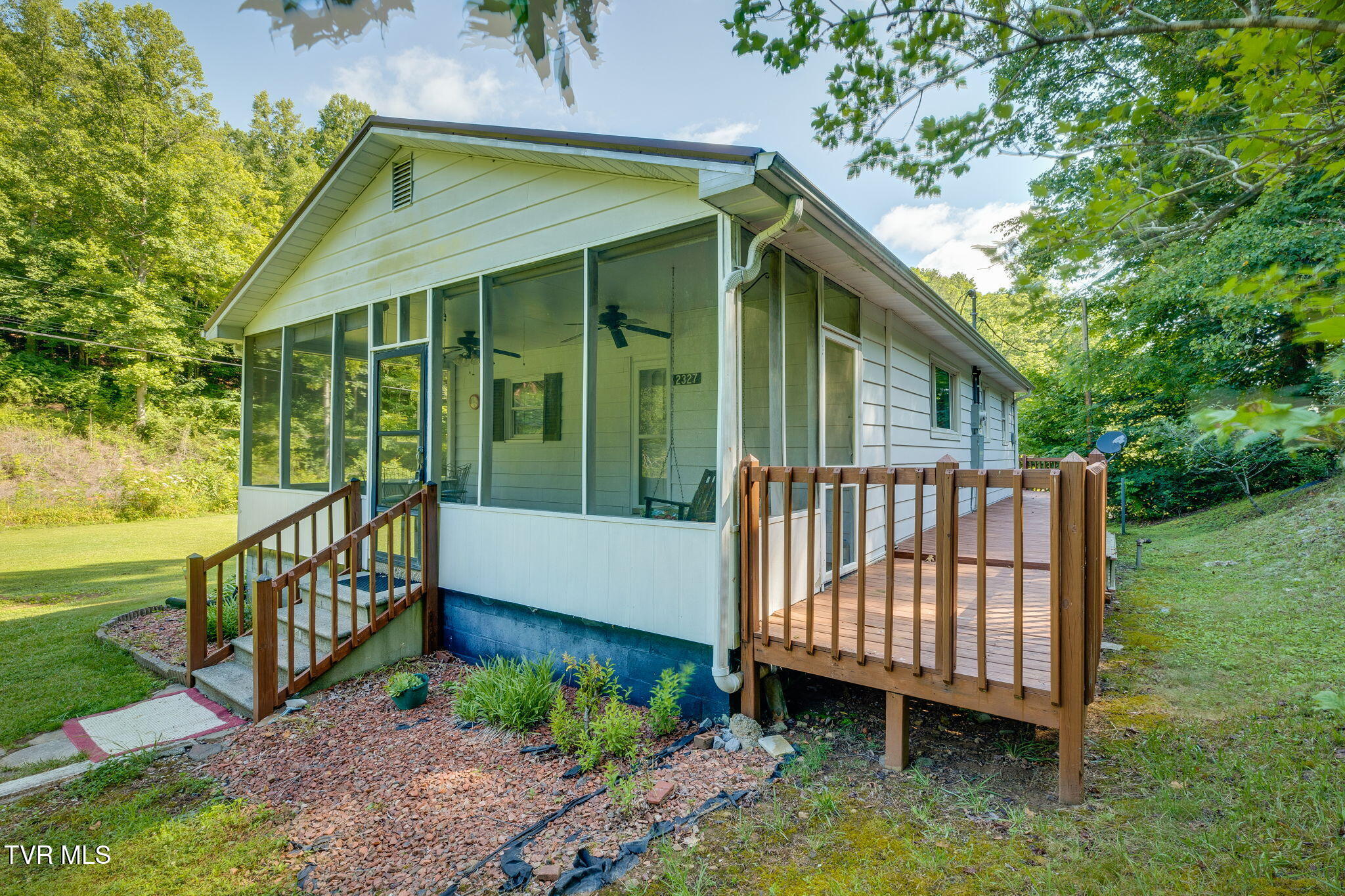 2327 Dry Creek Road