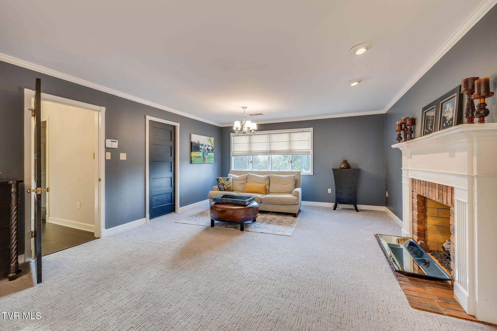 704 Chippendale Road
