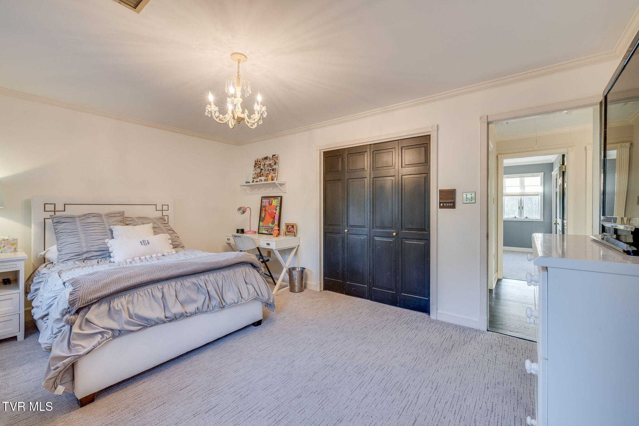704 Chippendale Road