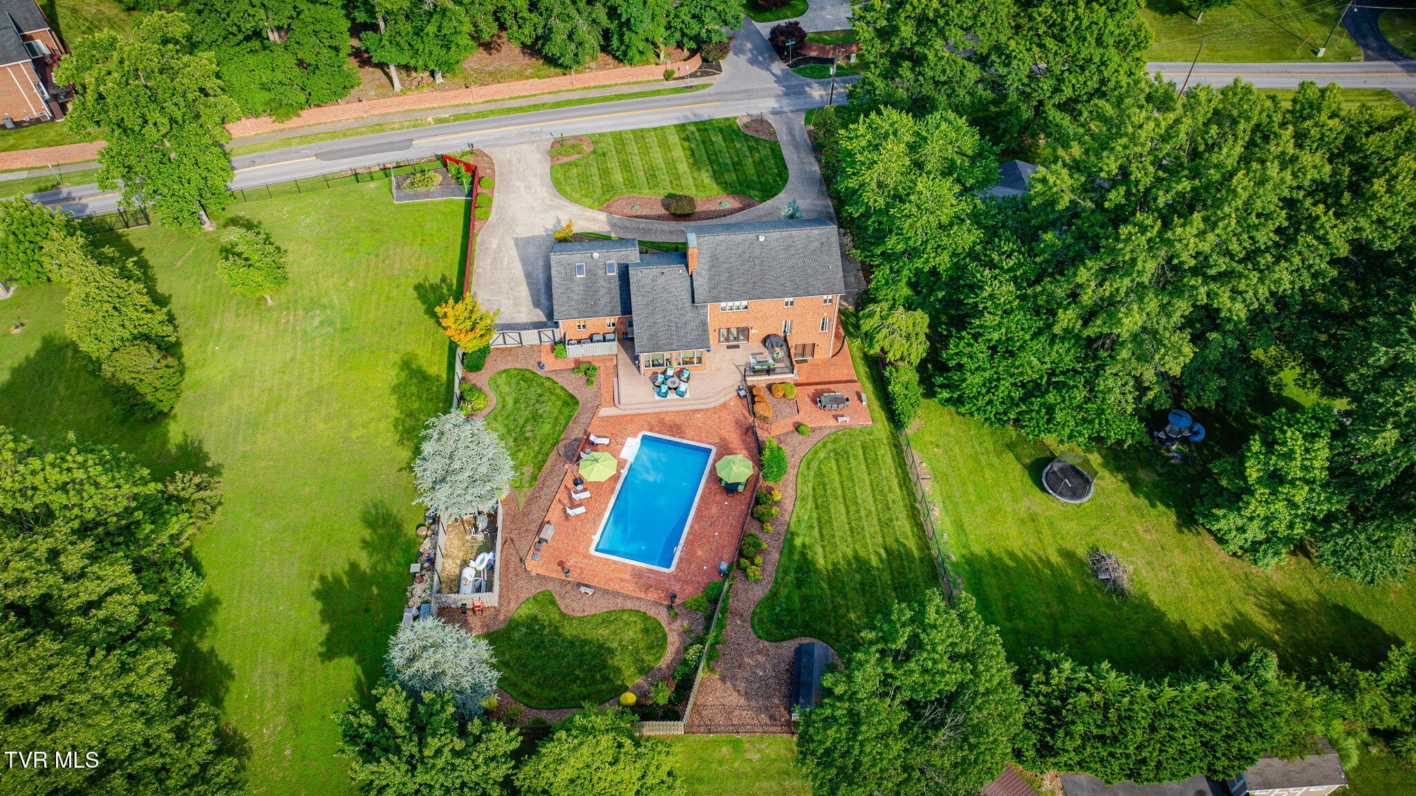 704 Chippendale Road
