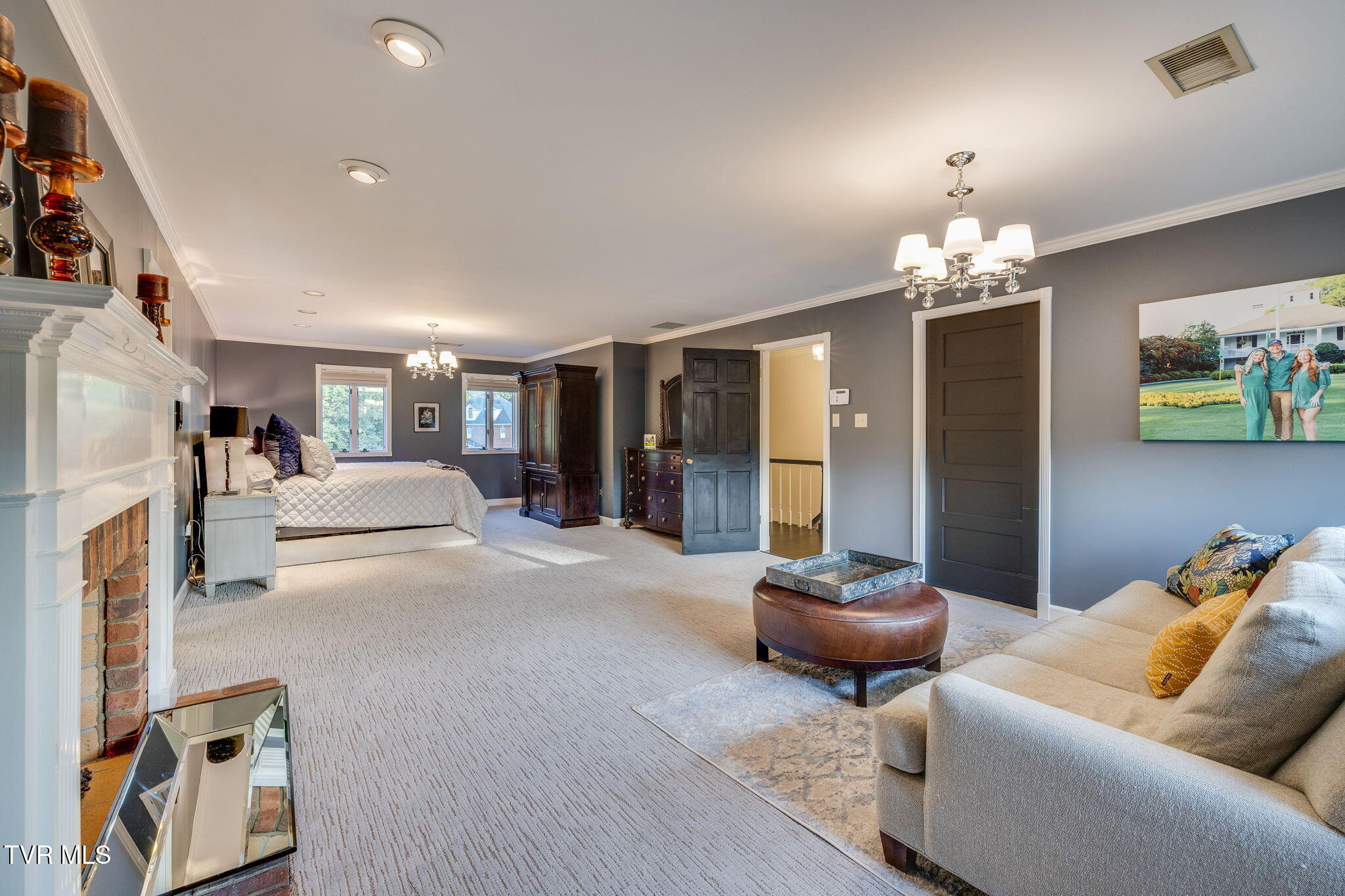 704 Chippendale Road
