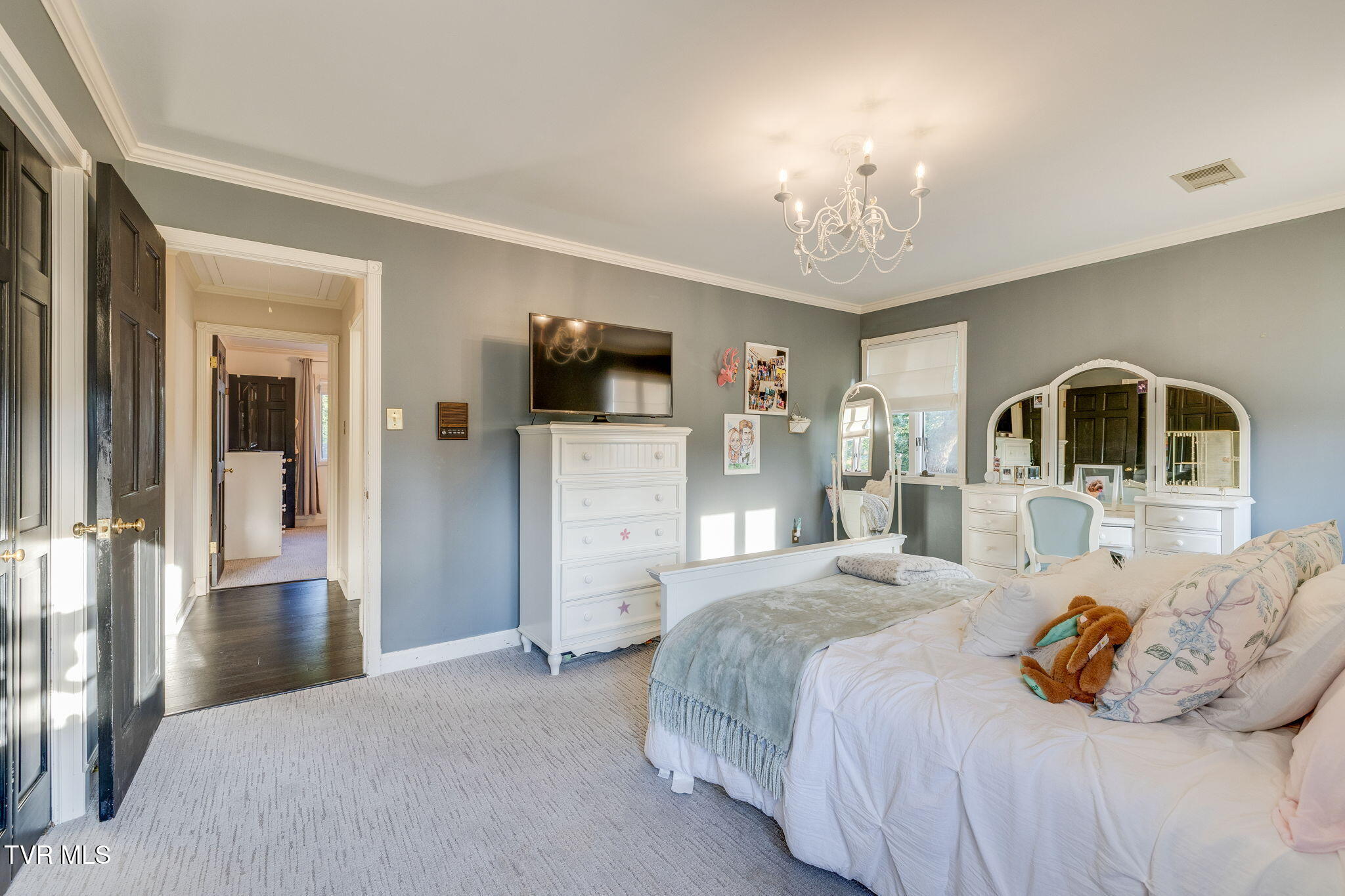 704 Chippendale Road