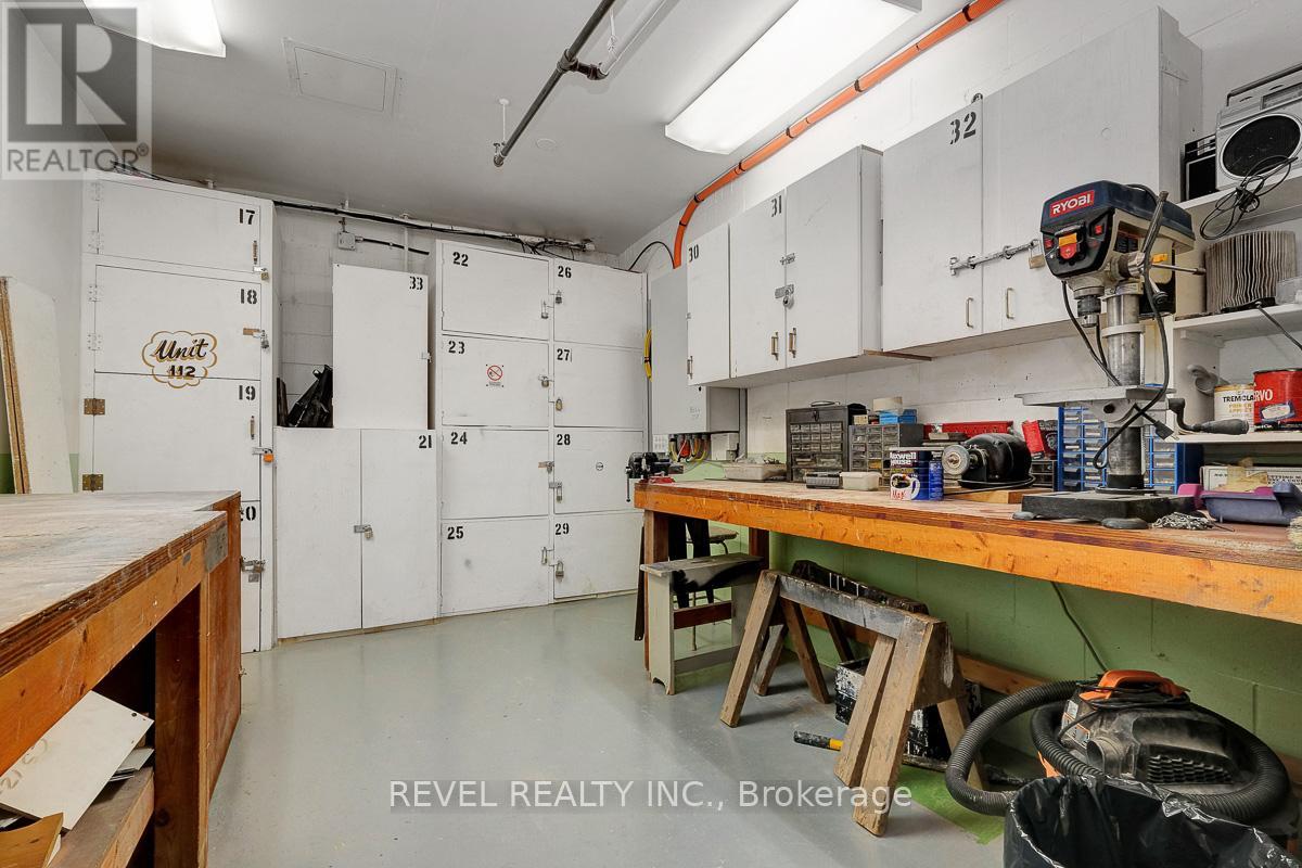 303 - 3100 CARLING AVENUE