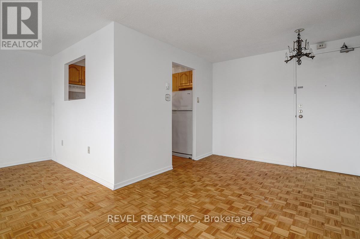 303 - 3100 CARLING AVENUE