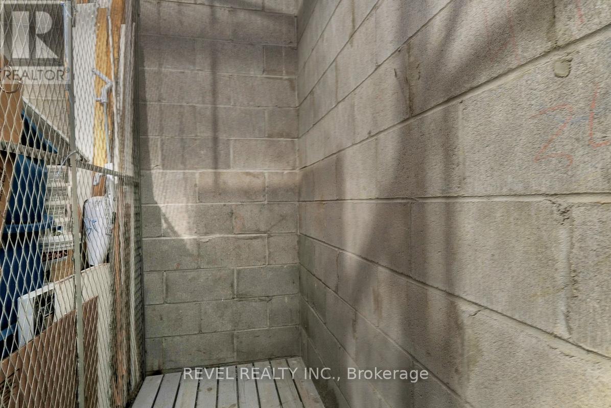 303 - 3100 CARLING AVENUE