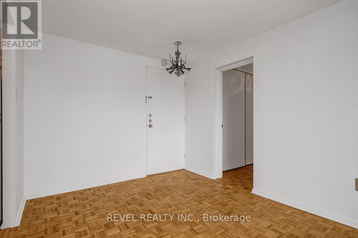 303 - 3100 CARLING AVENUE