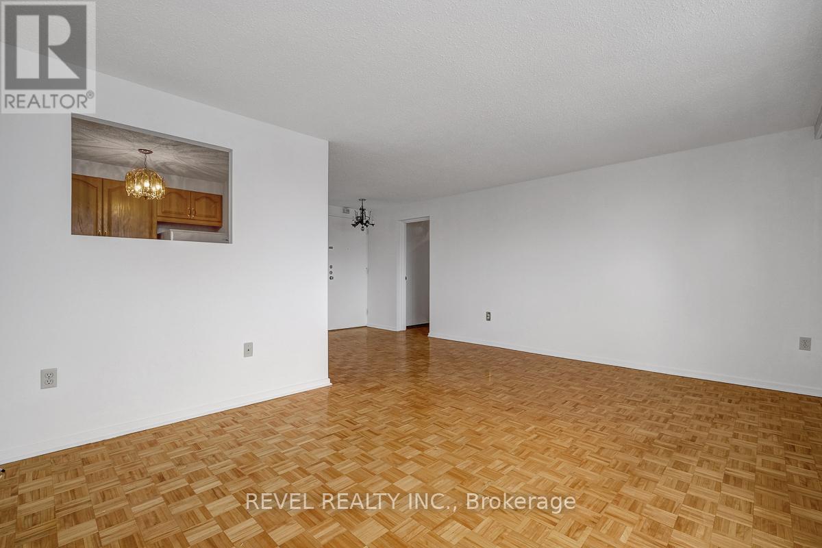 303 - 3100 CARLING AVENUE