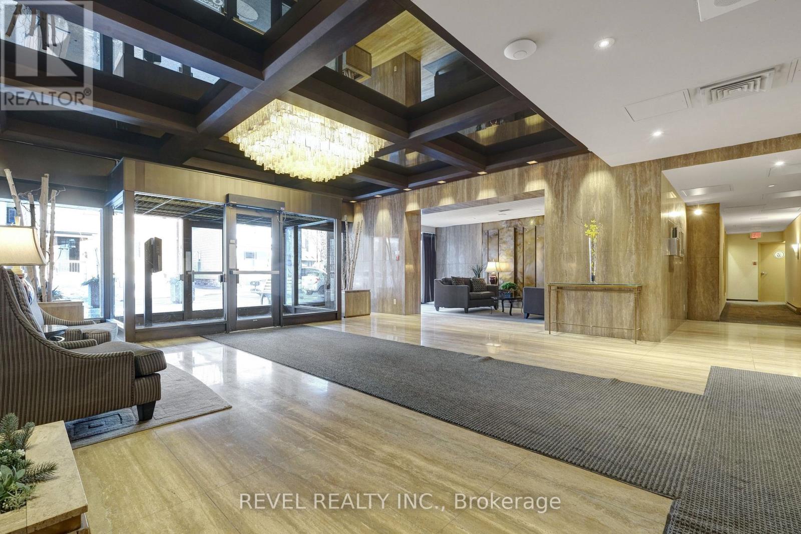 1403 - 20 THE DRIVEWAY DRIVE