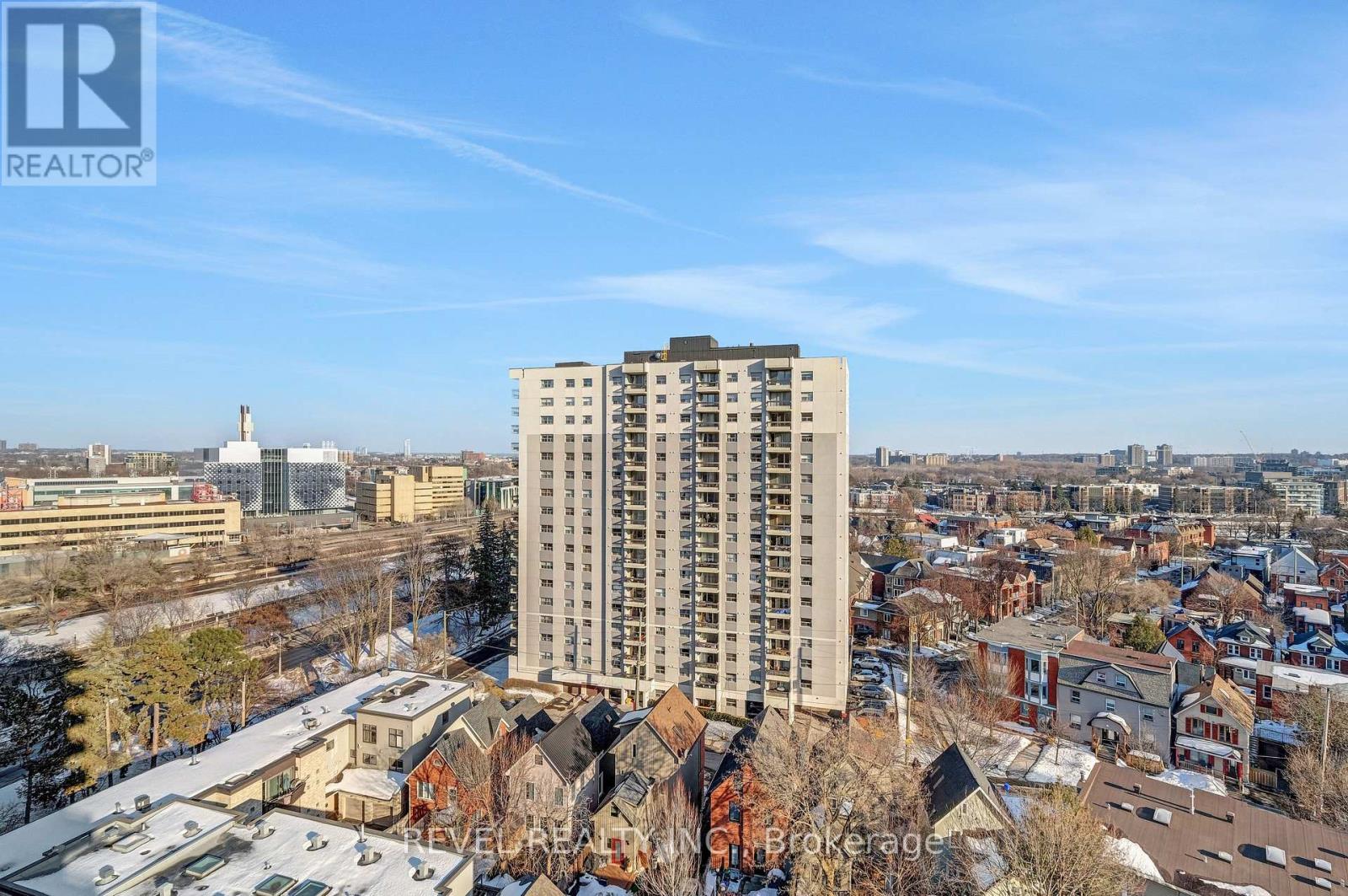 1403 - 20 THE DRIVEWAY DRIVE