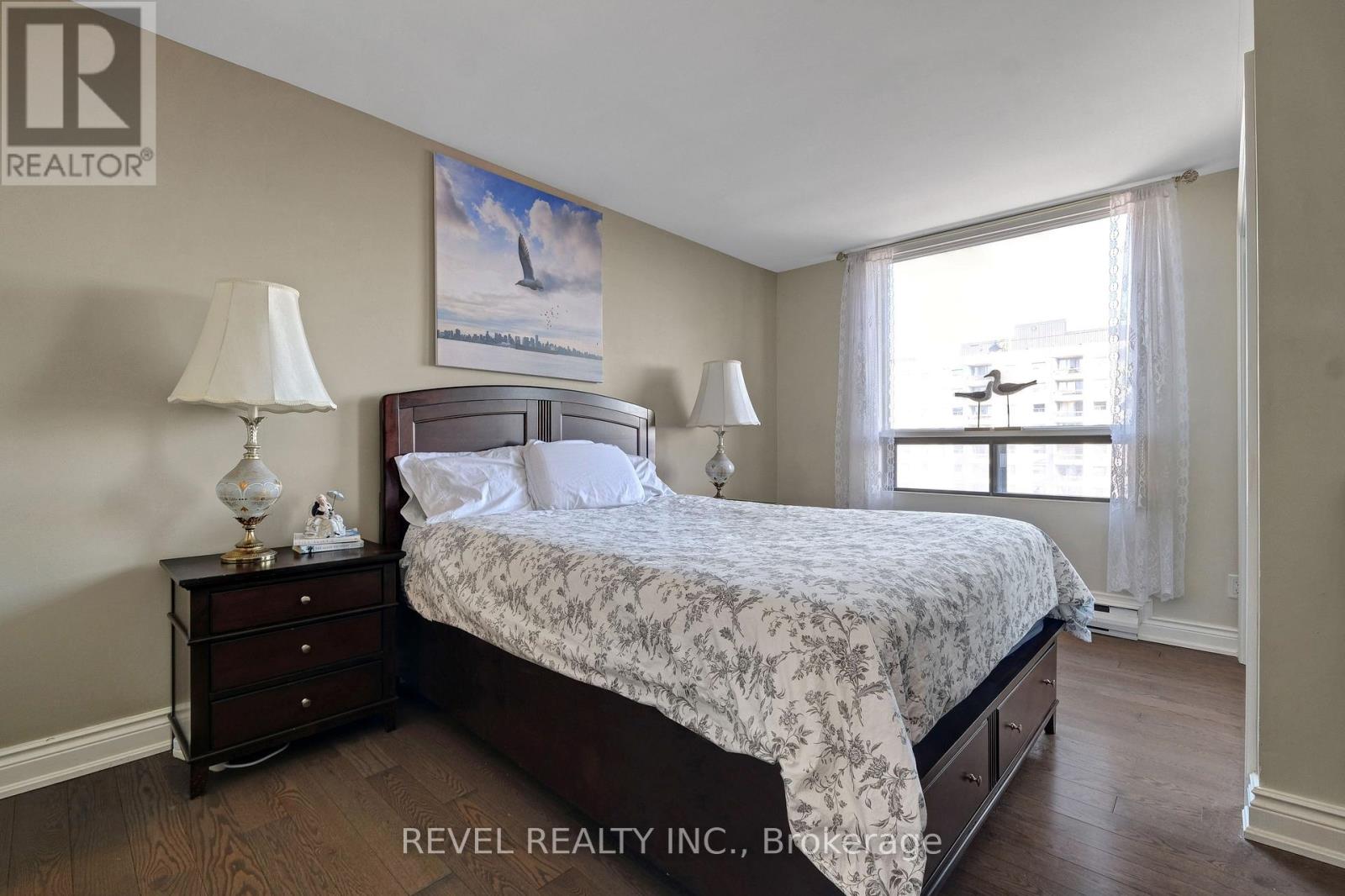 1403 - 20 THE DRIVEWAY DRIVE