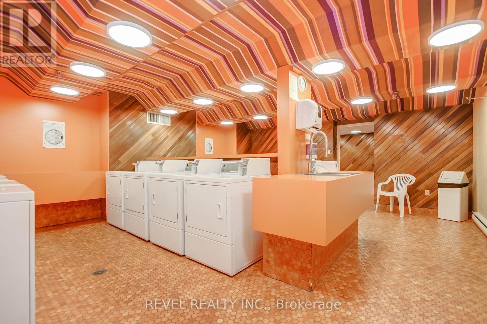 1403 - 20 THE DRIVEWAY DRIVE