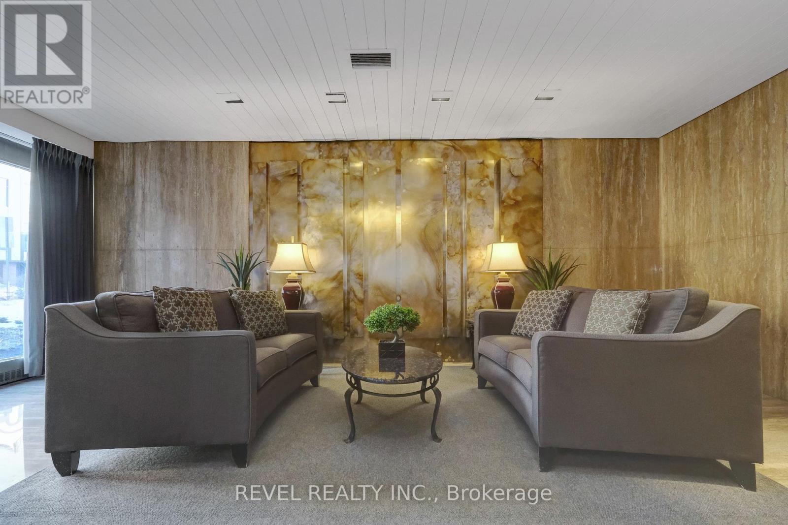 1403 - 20 THE DRIVEWAY DRIVE