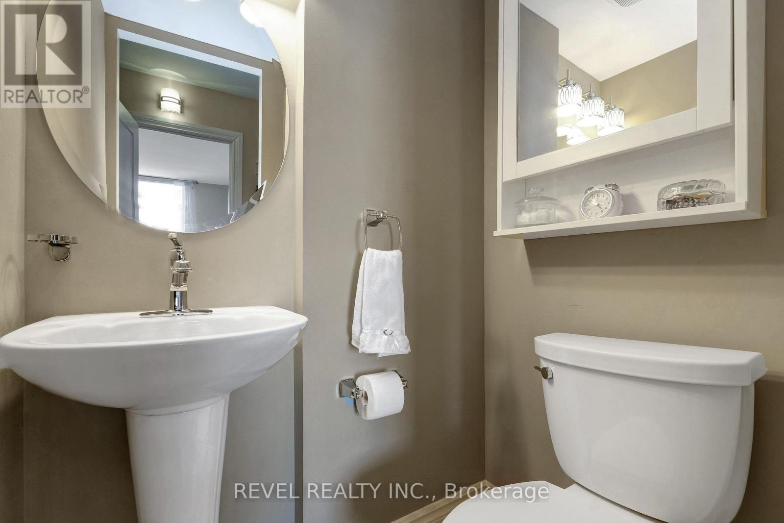 1403 - 20 THE DRIVEWAY DRIVE