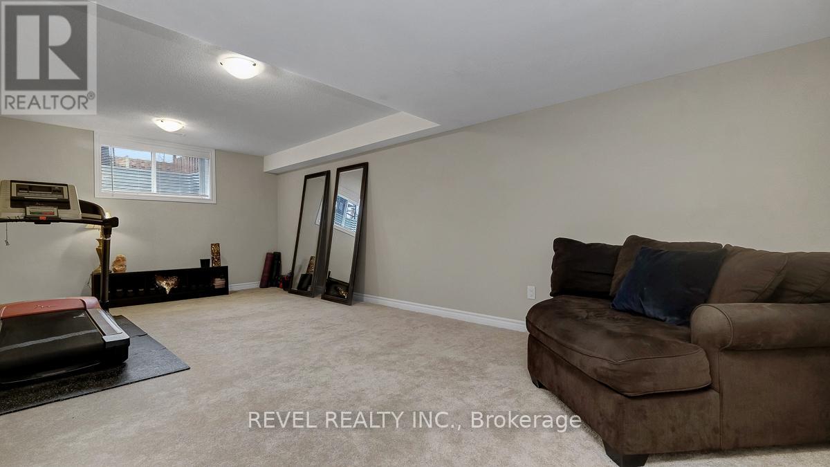 265 KIMPTON DRIVE