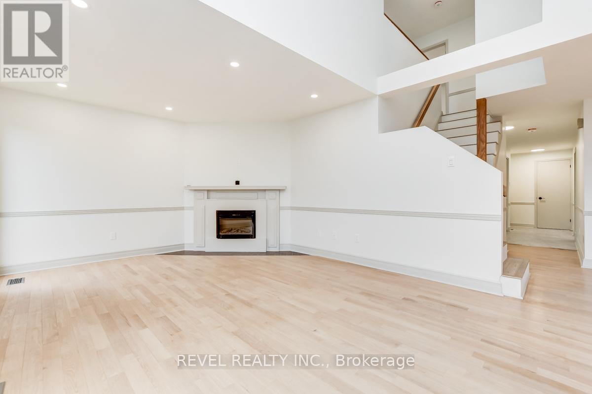 5 SANDHURST COURT
