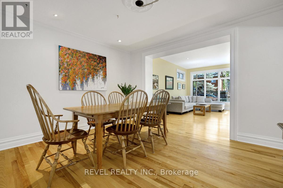 28 BROADWAY AVENUE