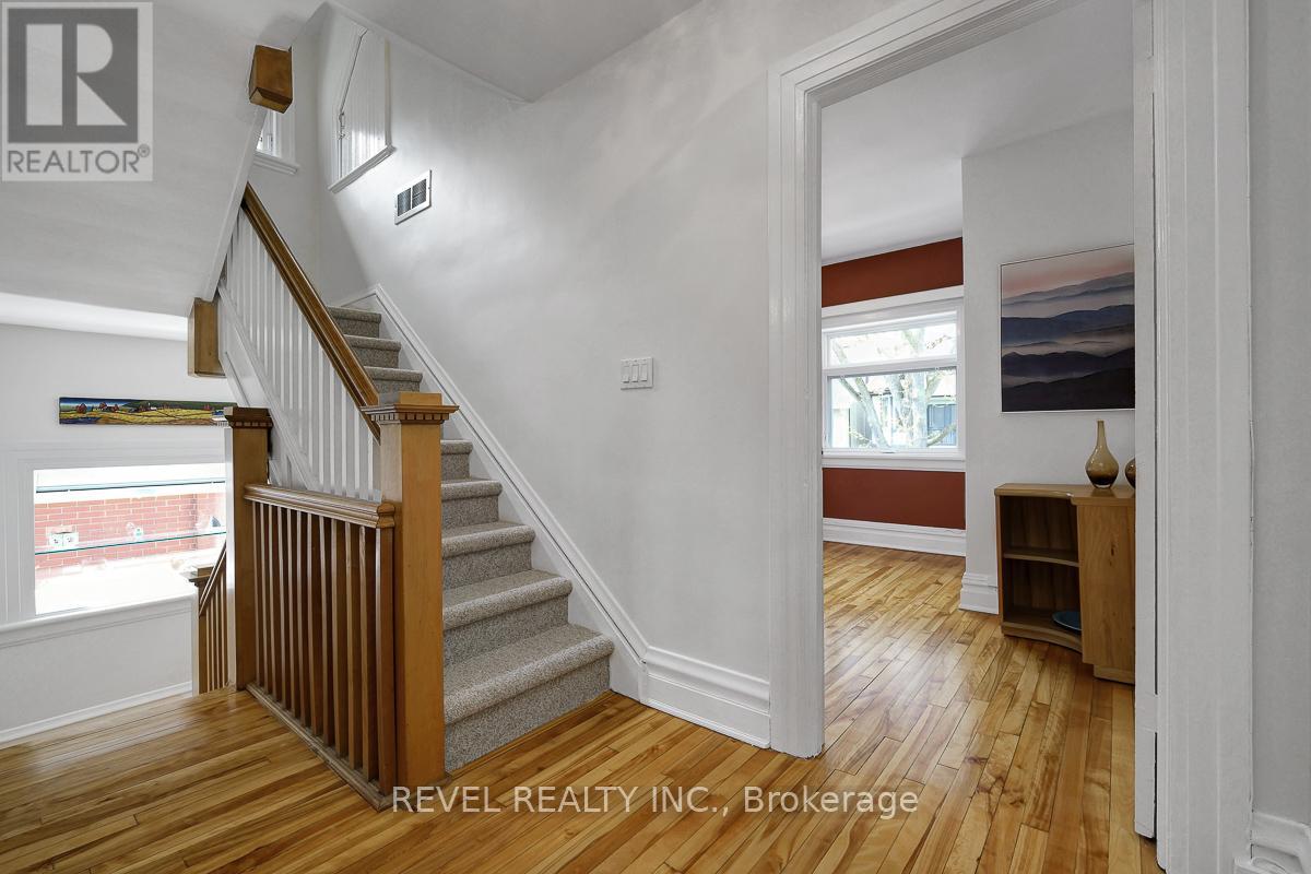 28 BROADWAY AVENUE