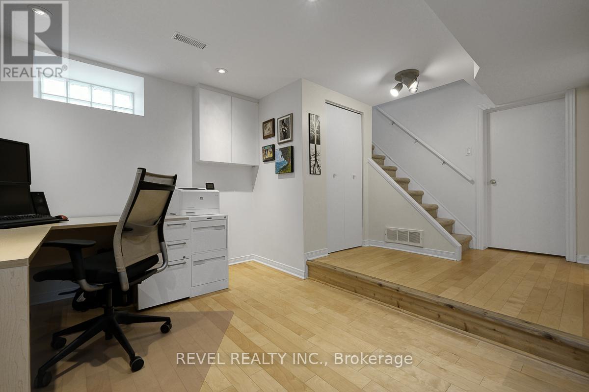28 BROADWAY AVENUE