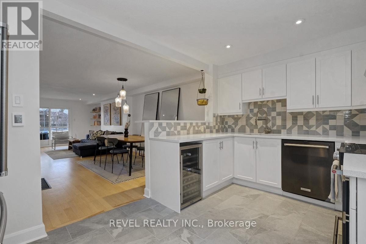 327 ST ANDREW STREET