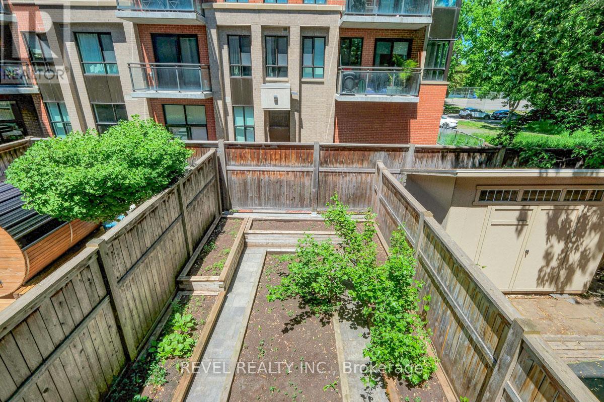 327 ST ANDREW STREET