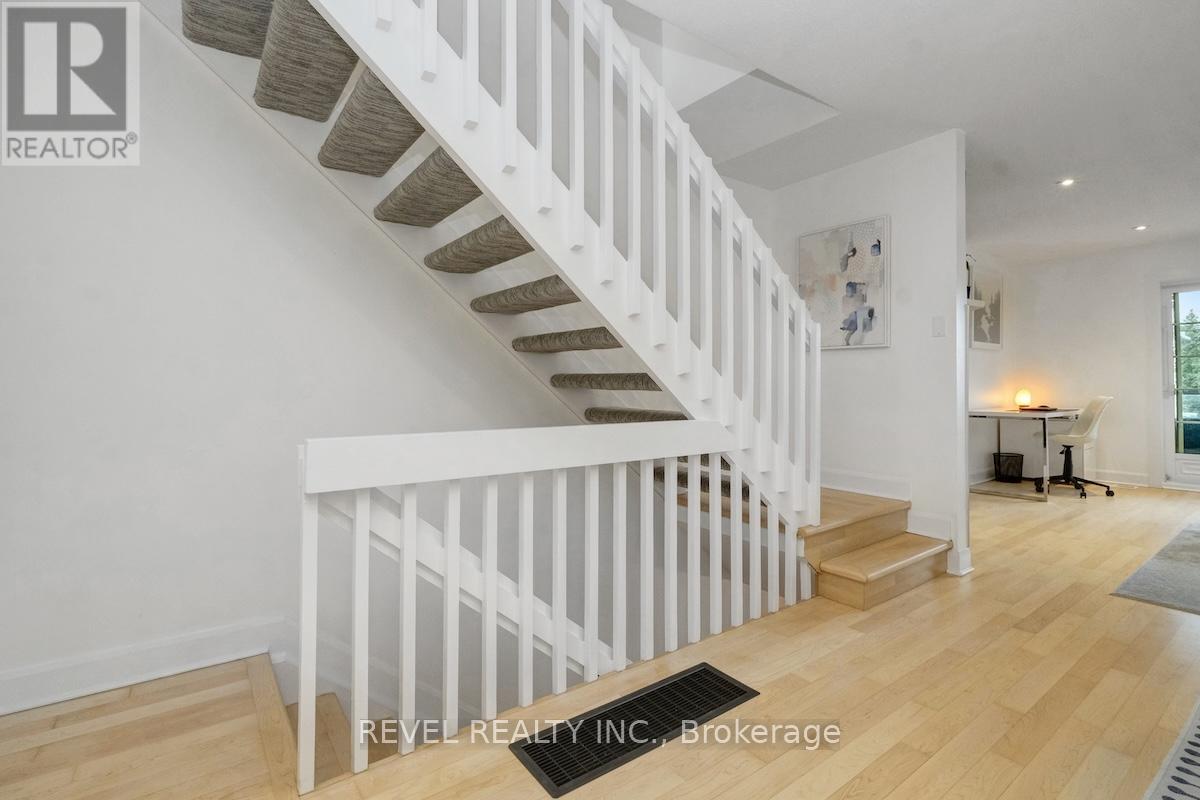 327 ST ANDREW STREET
