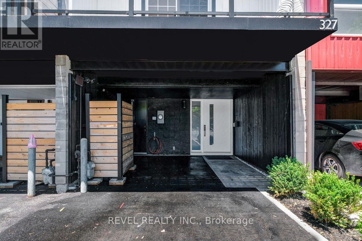 327 ST ANDREW STREET