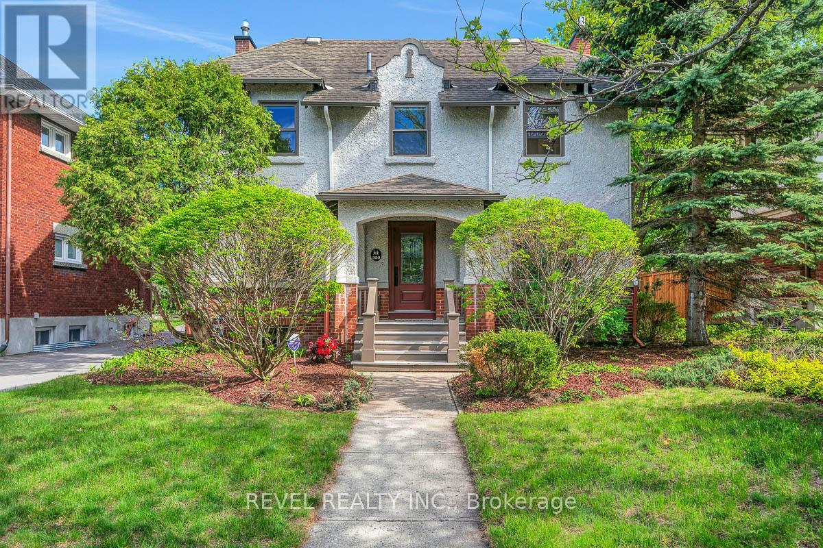 320 CLEMOW AVENUE