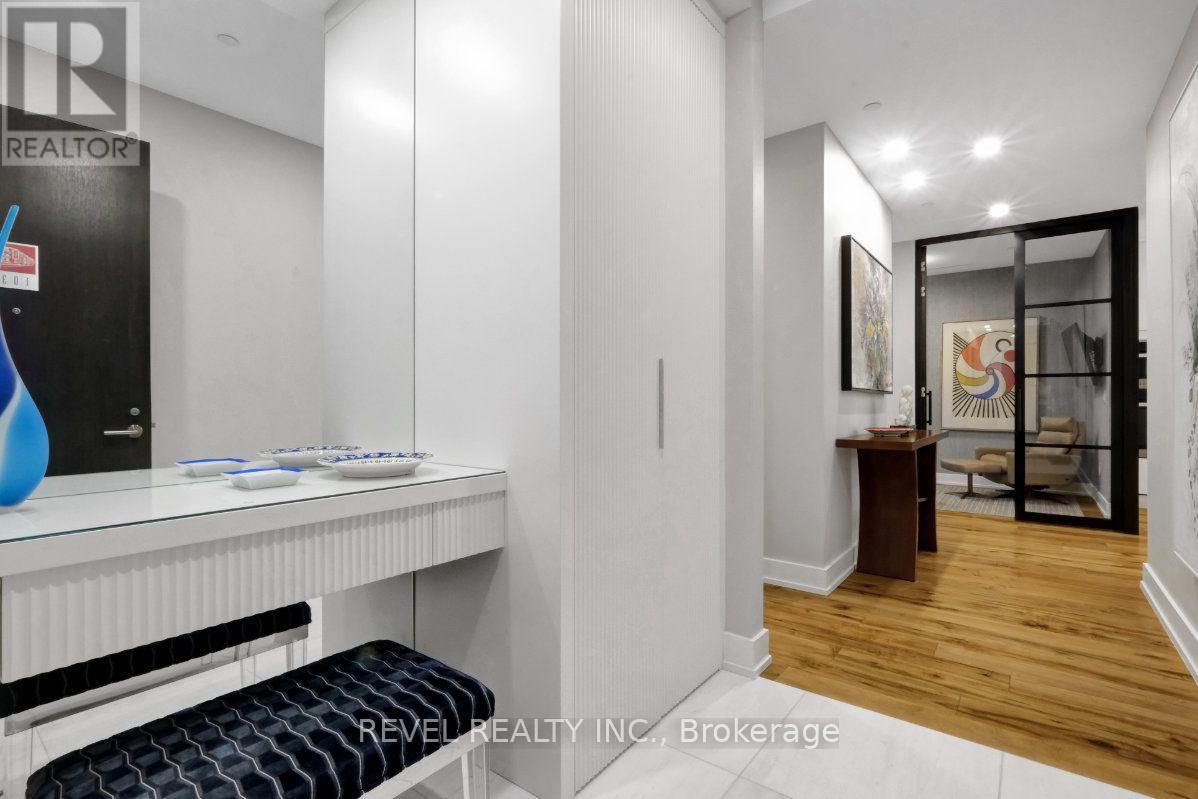 103 - 372 QUEEN ELIZABETH DRIVE
