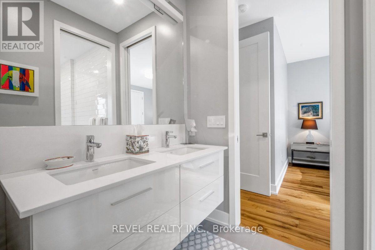 103 - 372 QUEEN ELIZABETH DRIVE
