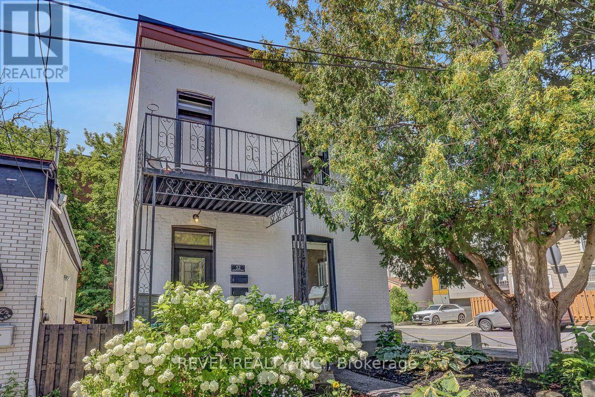 52 Lebreton Street N Ottawa Ontario Ca K1r7h4 30155185
