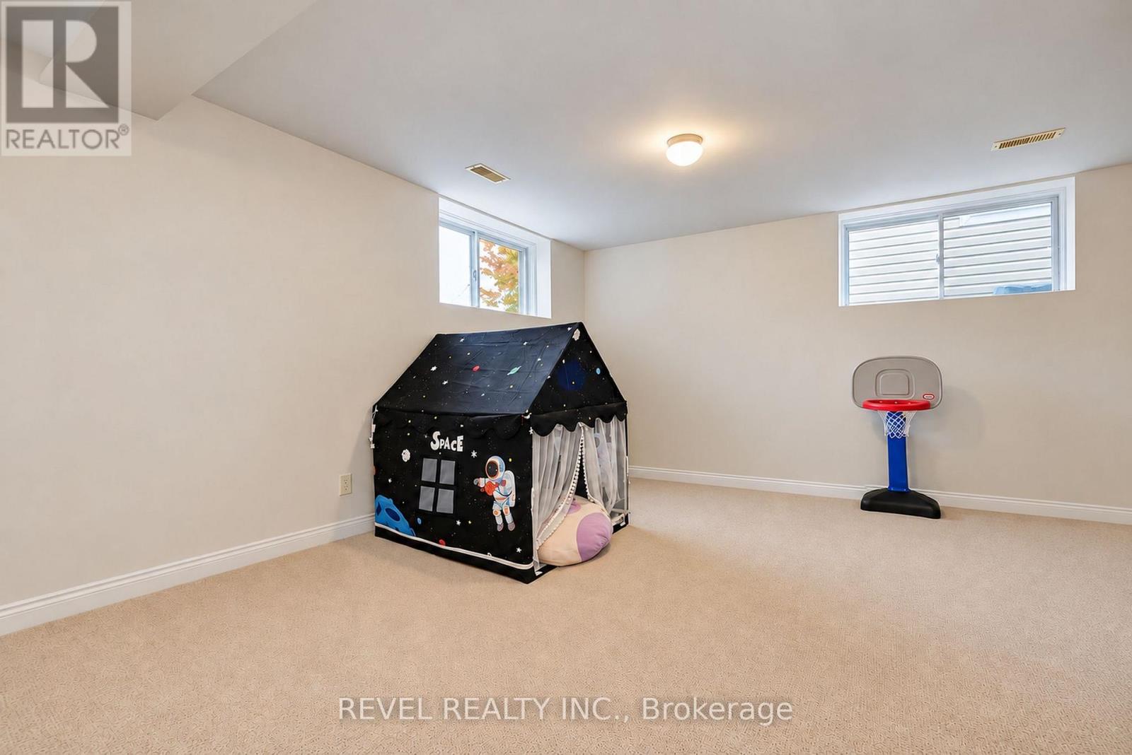 54 ENCORE PRIVATE