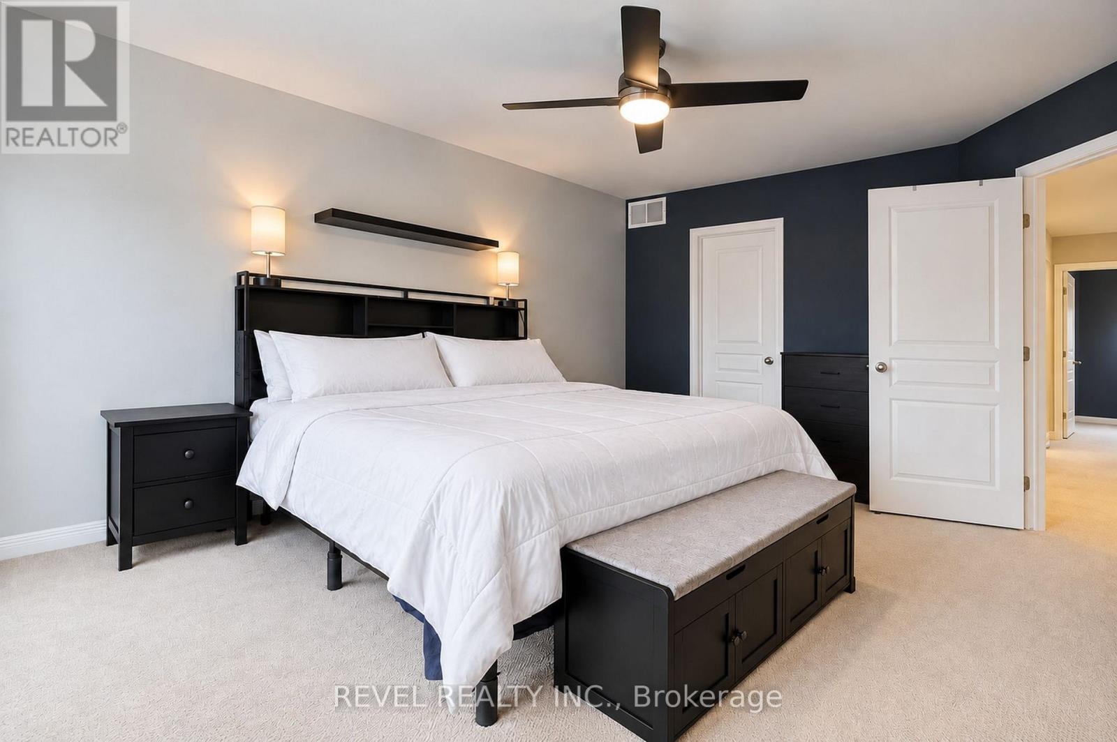 54 ENCORE PRIVATE