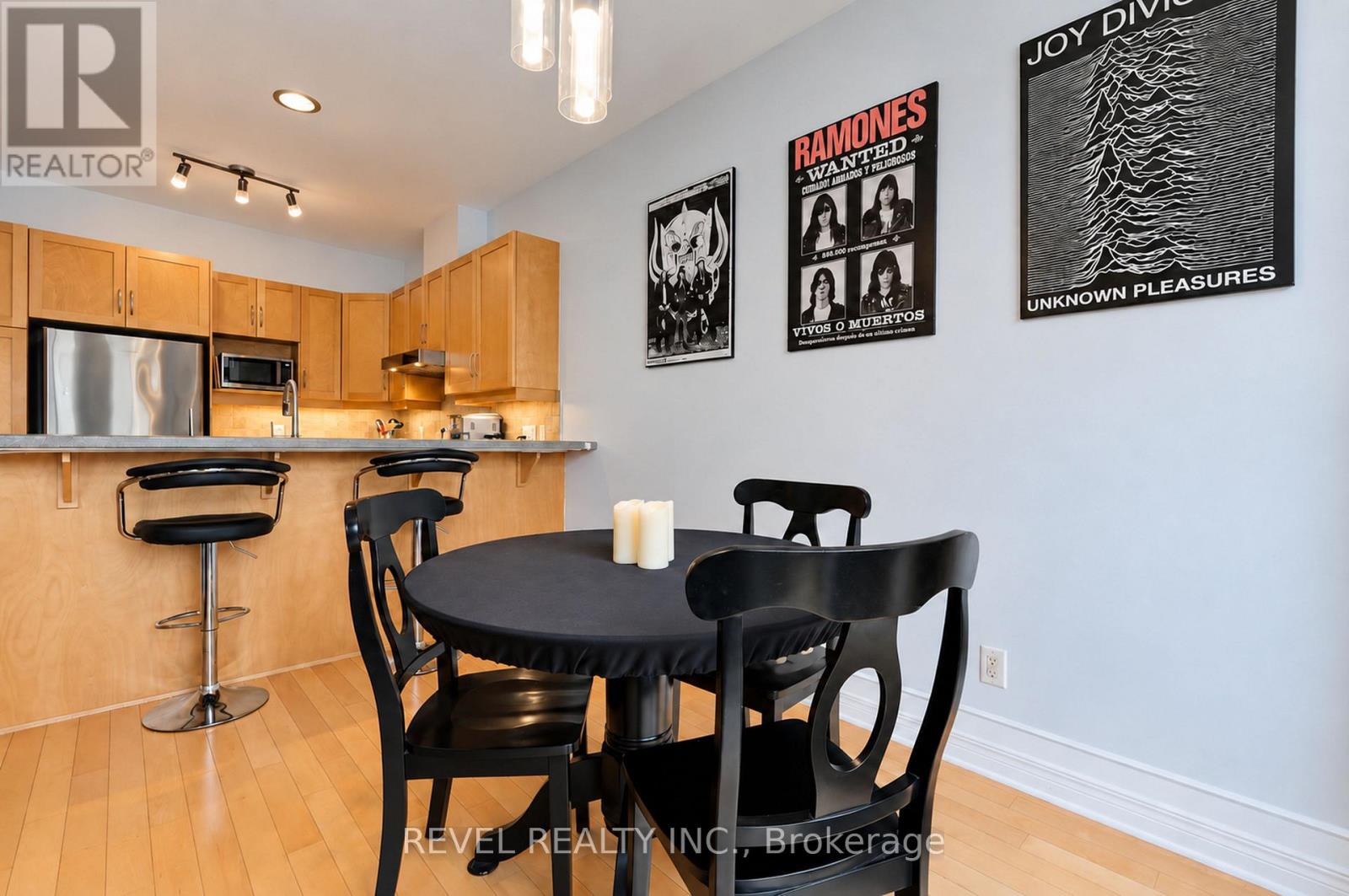 54 ENCORE PRIVATE