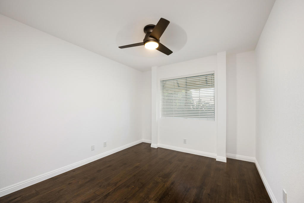 75451 La Cresta Drive