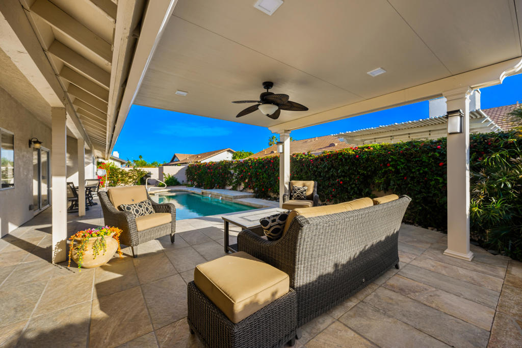 75451 La Cresta Drive