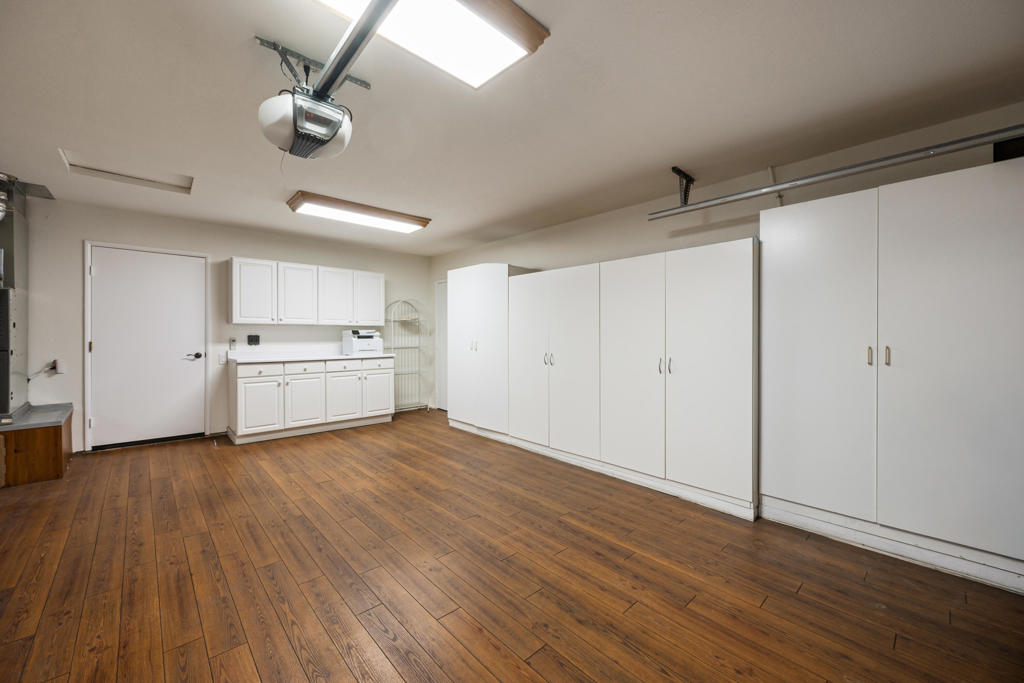 75451 La Cresta Drive