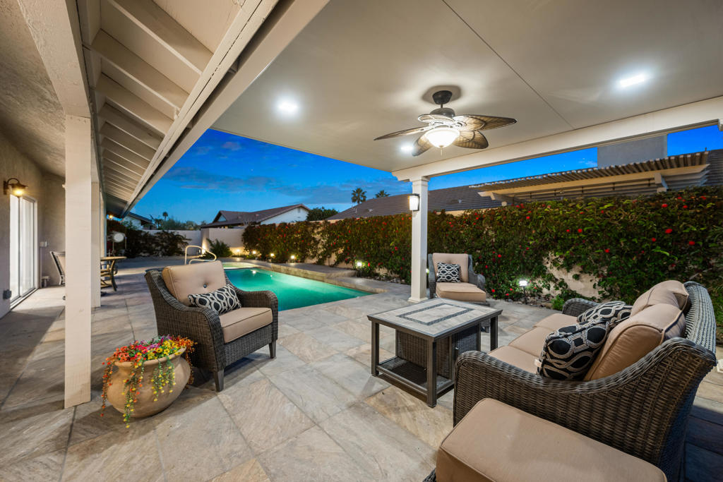 75451 La Cresta Drive