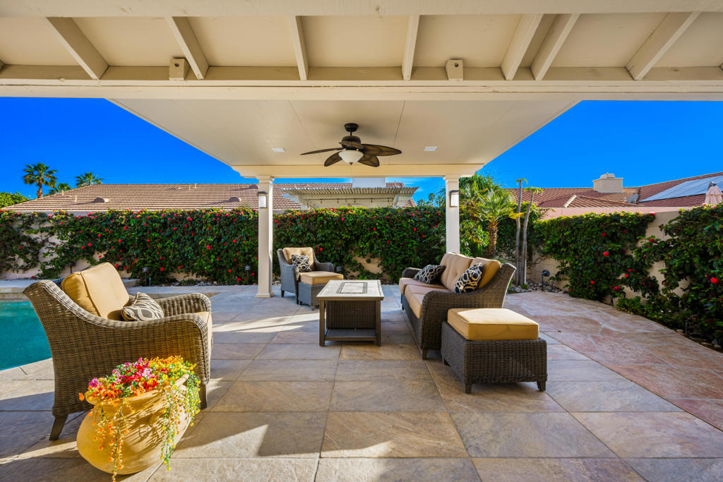 75451 La Cresta Drive