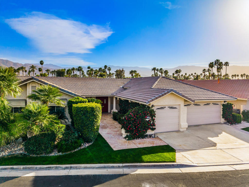 75451 La Cresta Drive