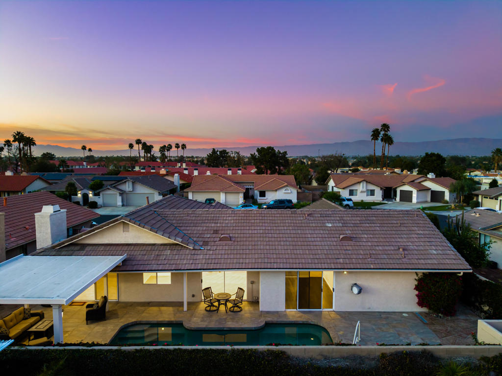 75451 La Cresta Drive