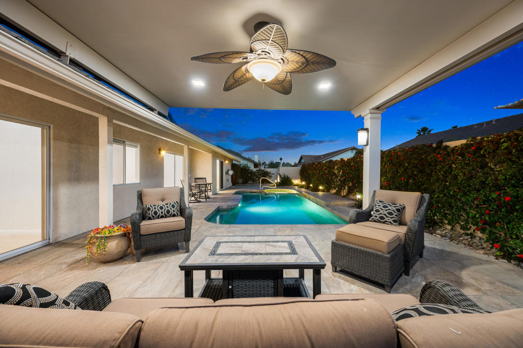 75451 La Cresta Drive