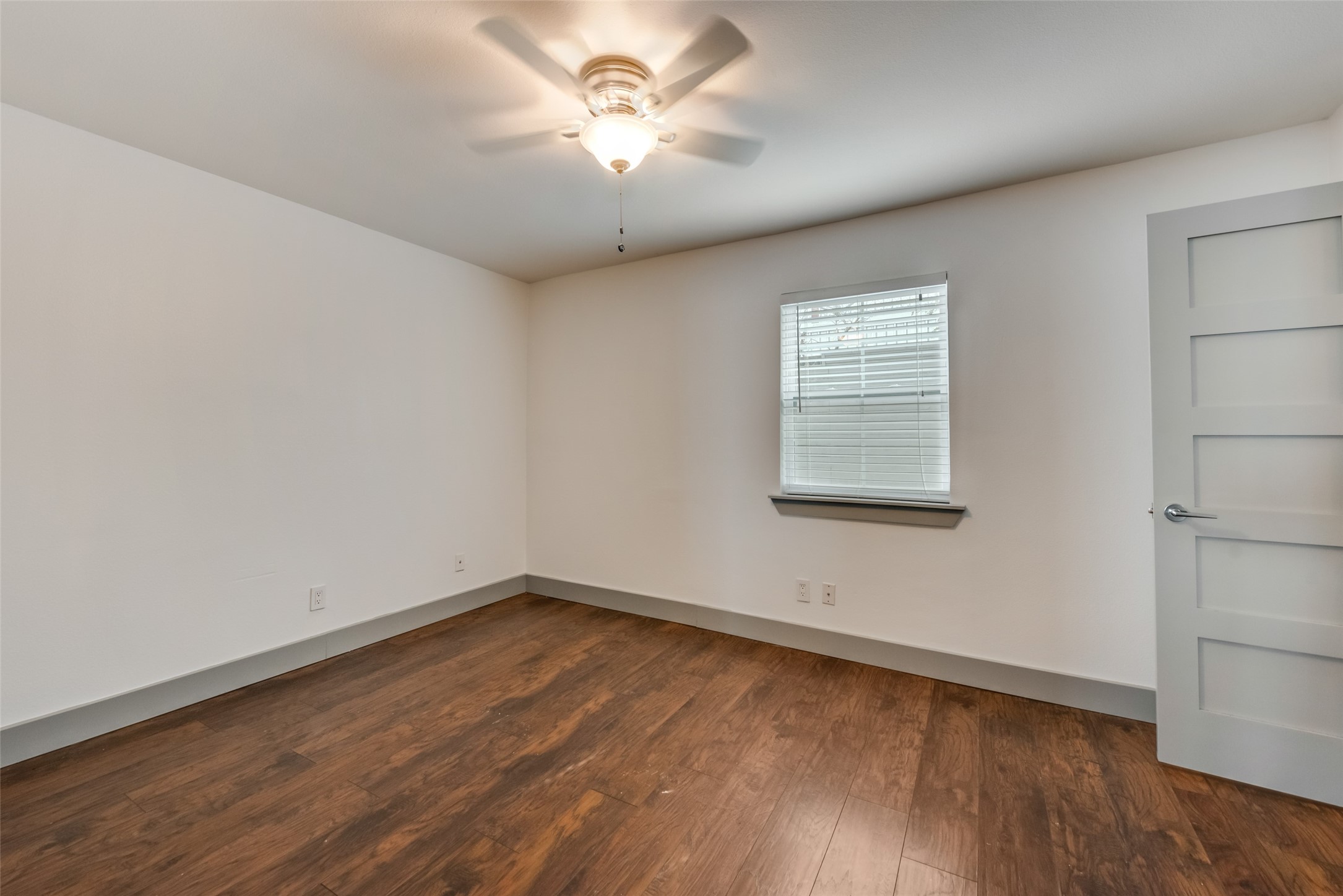 4633 Fairmount Street 208