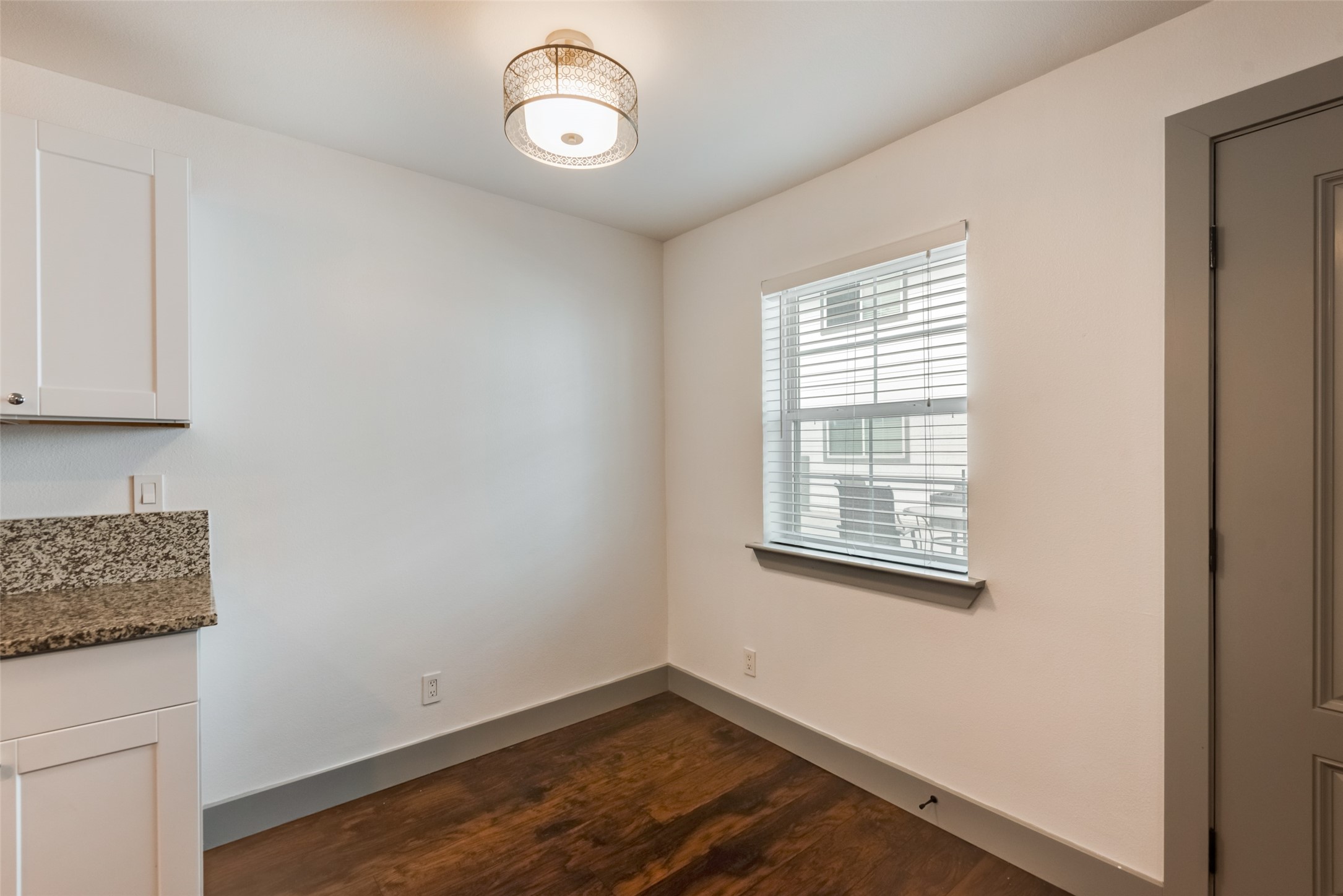 4633 Fairmount Street 208