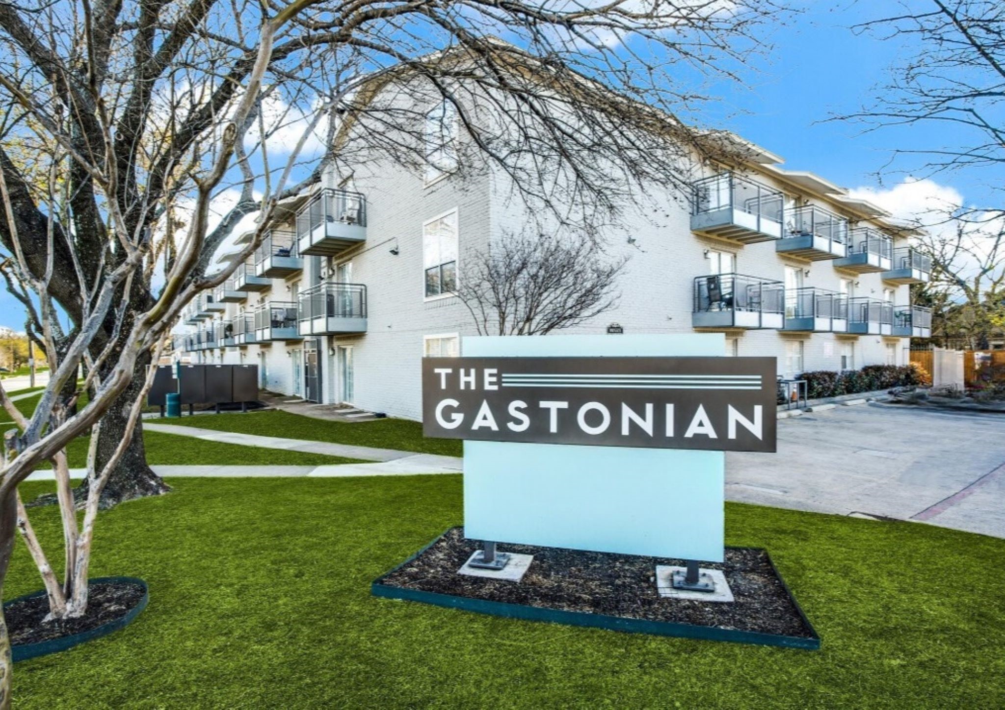 4502 Gaston Avenue 108