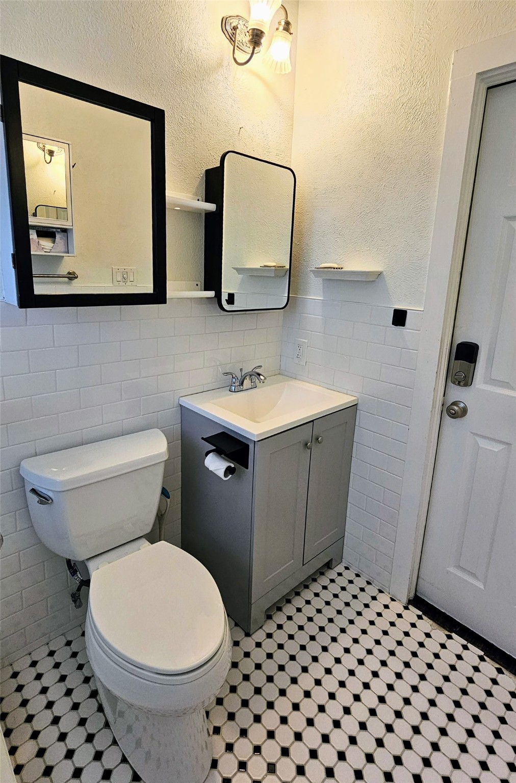 5126 Columbia Avenue