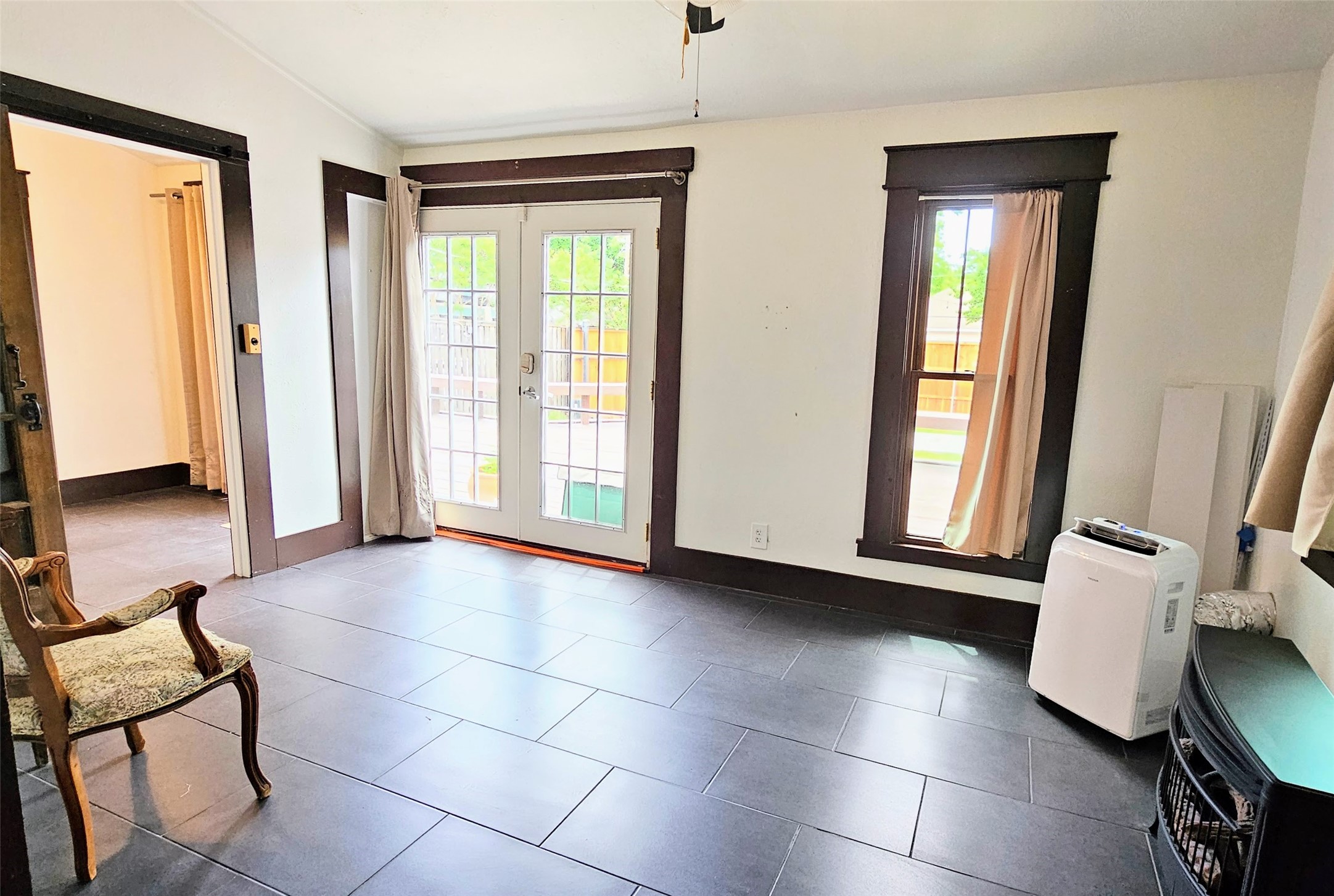 5126 Columbia Avenue