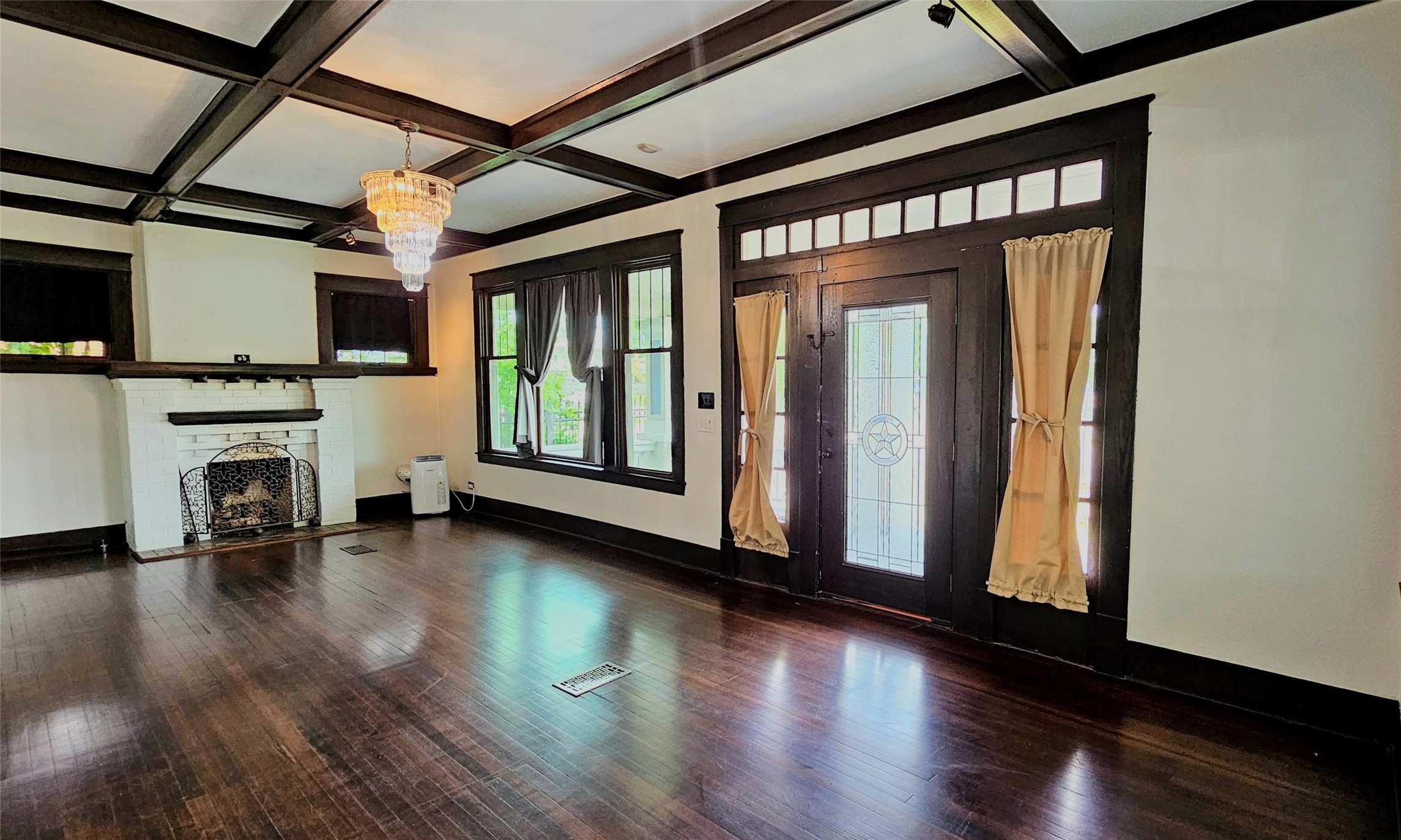 5126 Columbia Avenue