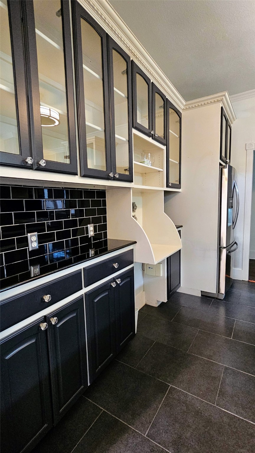 5126 Columbia Avenue