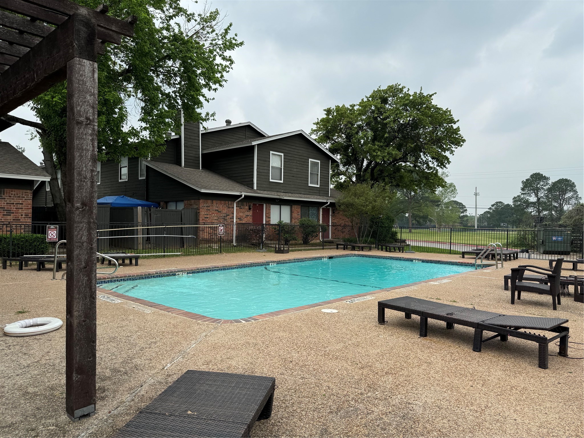 1122 Millview Drive 205