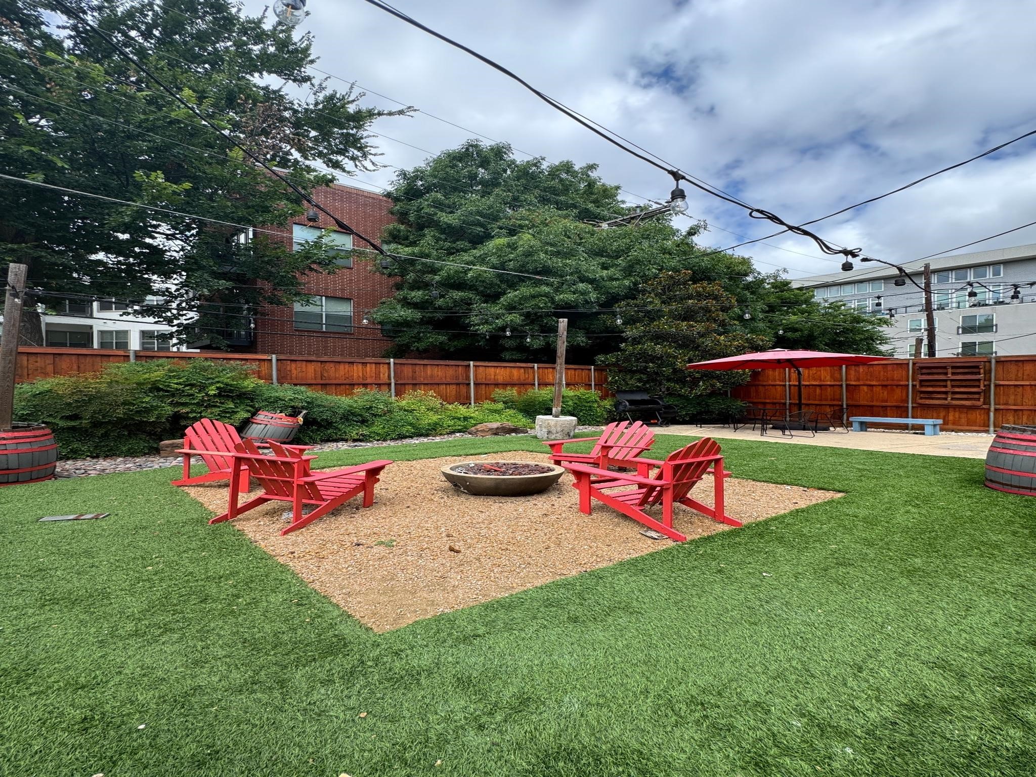 4335 Cedar Springs Road 116